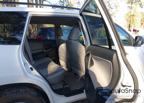 2010 Toyota Rav4 from USA, damaged, VIN JTMZF4DV3AD021194